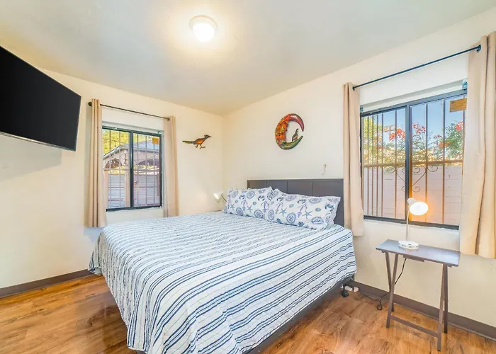 Mins From The Uofa & Downtown 4br 2ba Entire * Tucson
