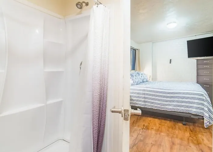 Mins From The Uofa & Downtown 4br 2ba Entire Holiday home Tucson