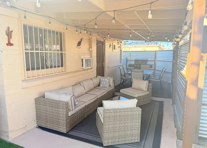 Holiday home Mins From The Uofa & Downtown 4br 2ba Entire Tucson